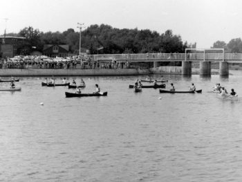 Courses de canots organisé par le club de chasse et pêche en 1976